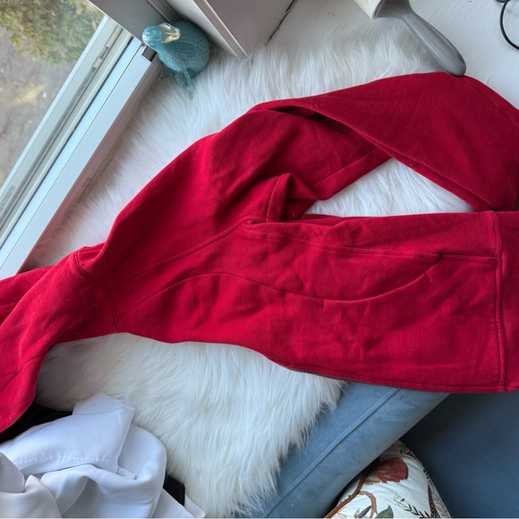 Lululemon scuba Vibrant Red Jacket - Picture 2 of 3